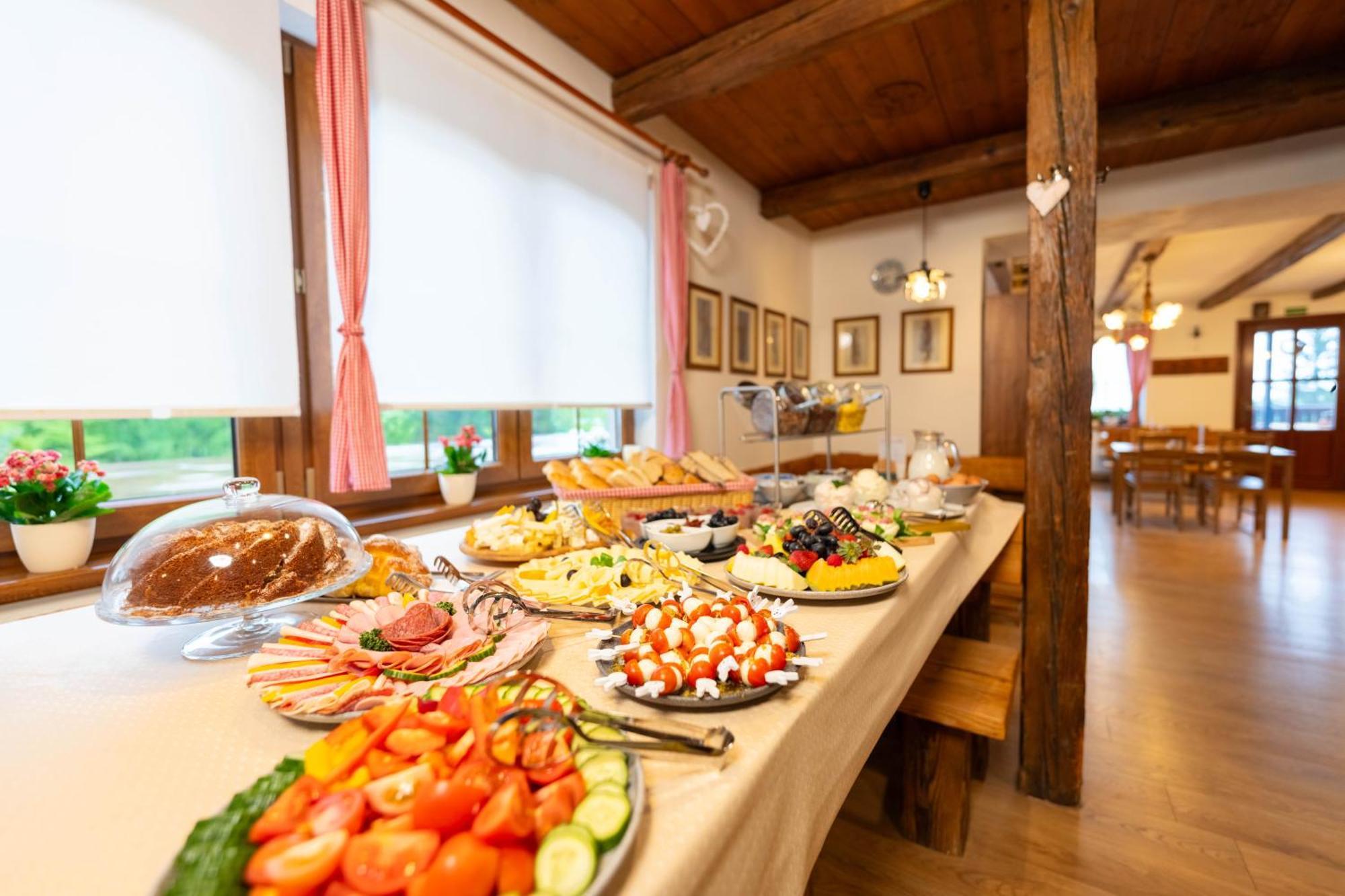 Wellness Hotel Chata Jana Lopenik Экстерьер фото