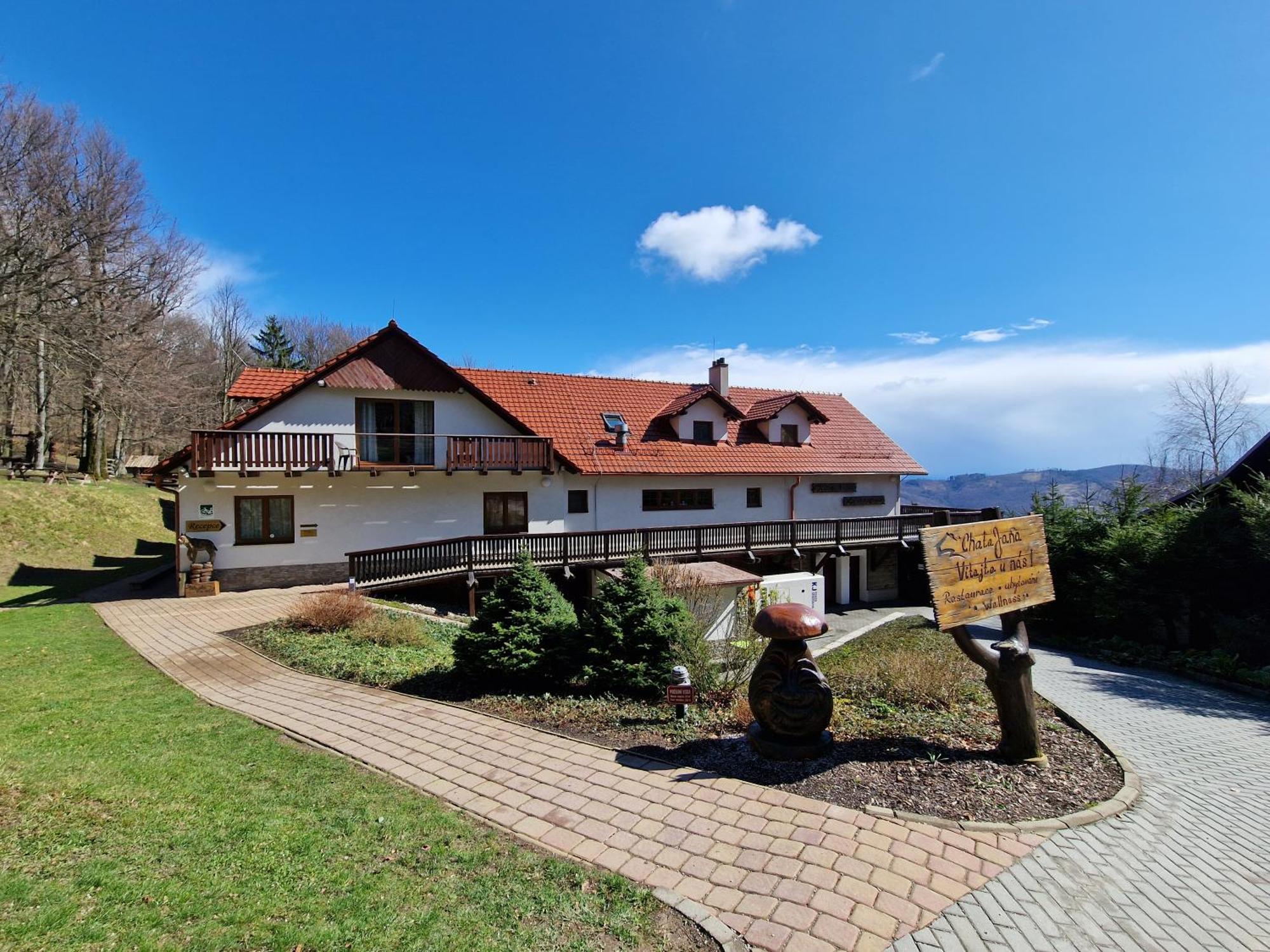 Wellness Hotel Chata Jana Lopenik Экстерьер фото